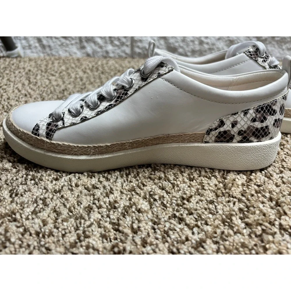 Vionic Winny Sneakers Womens 6.5 White Leopard Print Trim Casual Shoes Leather